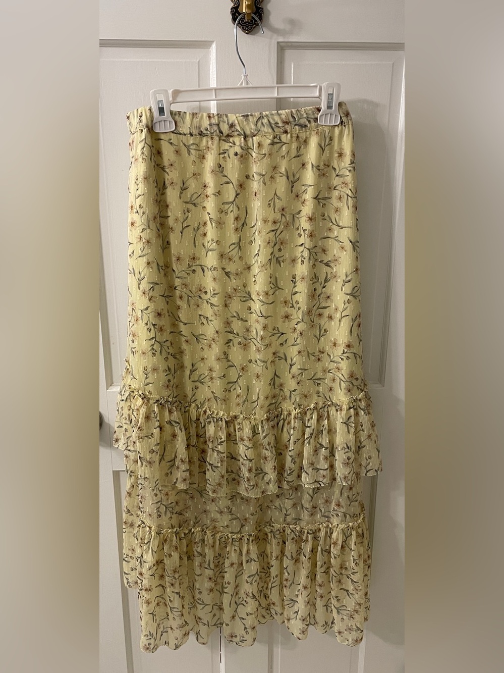 H&M Yellow Floral Chiffon Tiered Hi-Low Maxi Skirt - Picture 3 of 7